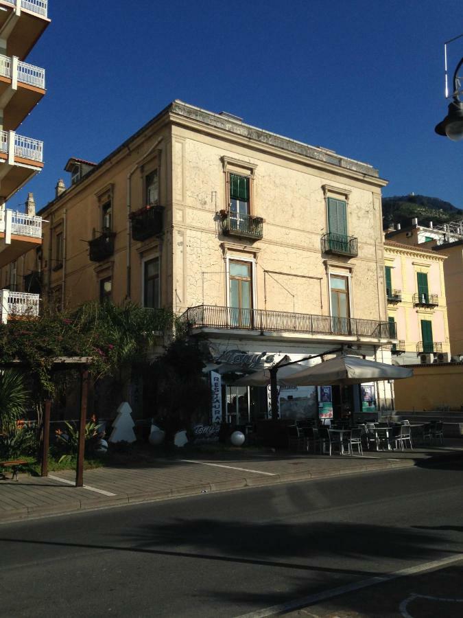 Hotel Raggio Di Sole Maiori Exterior foto